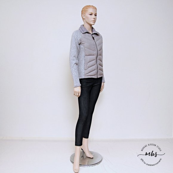 L.L. Bean Women's Gray Puffer Jacket - Picture 6 of 14